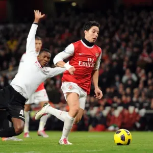 Samir Nasri's Thrilling Goal: Beating Etuhu and Pantsil for Arsenal's 2-1 Lead Against Fulham Samir Nasri's Thrilling Goal: Beating Etuhu and Pantsil for Arsenal's 2-1 Lead Against Fulham