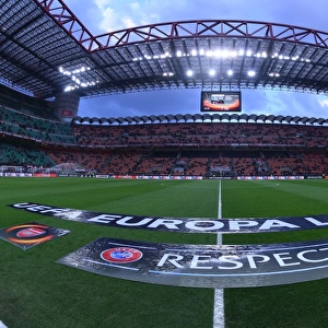 The San Siro Stadium. AC Milan 0: 2 Arsenal. UEFA Europa League. Round of 16, 1st Leg