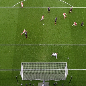 Santi Cazorla (Arsenal) hits the post. Arsenal 4: 1 Liverpool. Barclays Premier League