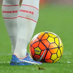 Santi Cazorla with New Nike Winter Ball at Arsenal's Emirates Stadium (Arsenal v Everton, 2015/16) Santi Cazorla with New Nike Winter Ball at Arsenal's Emirates Stadium (Arsenal v Everton, 2015/16)