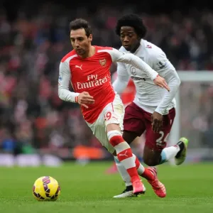 Santi Cazorla Outmaneuvers Carlos Sanchez: Arsenal vs Aston Villa, Premier League 2014-15