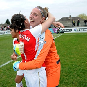 Sari van Veenendaal and Natalia Pablos Sanchon (Arsenal Ladies) celebrate after the