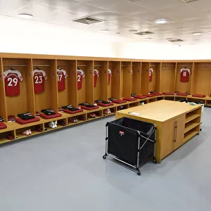 Behind the Scenes: Arsenal Players Pre-Match Preparation at Emirates Stadium (Arsenal vs. Watford, 2018)