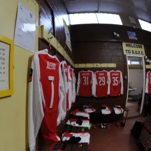 Behind the Scenes: Arsenal's Fifth Round Preparations at Sutton United's Changing Room, FA Cup 2017