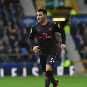 Sead Kolasinac in Action: Arsenal vs. Everton (2017-18 Premier League) Sead Kolasinac in Action: Arsenal vs. Everton (2017-18 Premier League)