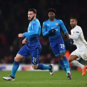 Sead Kolasinac: Arsenal's Defensive Powerhouse in UEFA Europa League Action vs. Östersunds FK (2018)