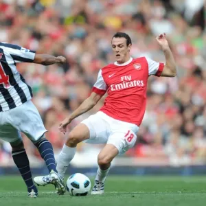 Sebastien Squillaci (Arsenal) Jerome Thomas (WBA). Arsenal 2: 3 West Bromwich Albion