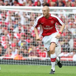 Senderos's Game-Winning Performance: Arsenal 1-0 Real Madrid, Emirates Cup 2008 Senderos's Game-Winning Performance: Arsenal 1-0 Real Madrid, Emirates Cup 2008