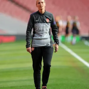 Shelley Kerr: Arsenal Ladies FC Manager Gears Up for FA WSL Showdown Against Liverpool Ladies FC