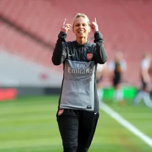 Shelley Kerr Leads Arsenal Ladies FC Against Liverpool LFC in FA WSL Match