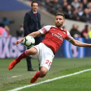 Shkodran Mustafi in Action: Tottenham Hotspur vs Arsenal FC, Premier League 2018-19