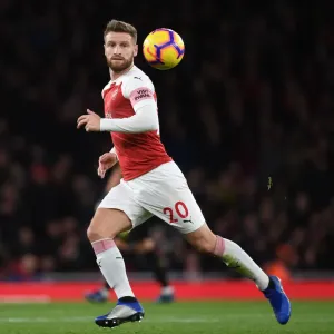 Shkodran Mustafi Focuses in Arsenal's Clash Against Wolverhampton Wanderers