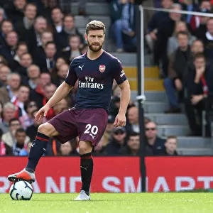 Shkodran Mustafi Focuses in Arsenal's Victory Against Fulham (2018-19)