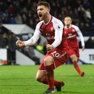 Shkodran Mustafi Scores for Arsenal against West Bromwich Albion, Premier League 2017-18