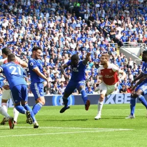 Shkodran Mustafi Scores the Winning Goal: Cardiff City vs. Arsenal FC, Premier League 2018-19 Shkodran Mustafi Scores the Winning Goal: Cardiff City vs. Arsenal FC, Premier League 2018-19