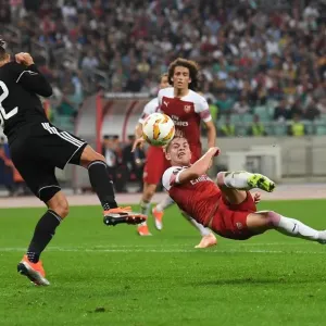 Smith Rowe vs Jeznicak: Intense Moment in Qarabag vs Arsenal UEFA Europa League Clash Smith Rowe vs Jeznicak: Intense Moment in Qarabag vs Arsenal UEFA Europa League Clash