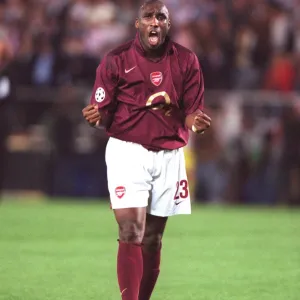 Sol Campbell (Arsenal) celebrates at the end of the match