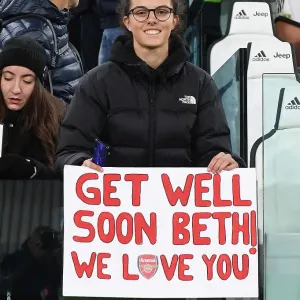 Get Well Soon, Beth Mead: Juventus vs. Arsenal - UEFA Women's Champions League Group C (Turin, Italy, November 2022) Get Well Soon, Beth Mead: Juventus vs. Arsenal - UEFA Women's Champions League Group C (Turin, Italy, November 2022)