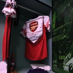 Prints of Season 2018-19 Prints: Sporting Lisbon v Arsenal 2018-19