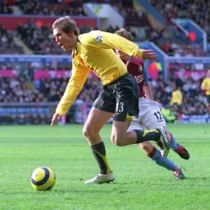 Stalemate at Villa Park: Hleb and Davis Face Off in Scoreless Arsenal-Aston Villa Clash, FA Premiership, December 2005 Stalemate at Villa Park: Hleb and Davis Face Off in Scoreless Arsenal-Aston Villa Clash, FA Premiership, December 2005