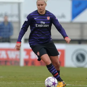 Steph Houghton (Arsenal Ladies). Arsenal Ladies 3: 1 ASD Torres. Womens UEFA Cup. 1 / 4 Final, 1st Leg