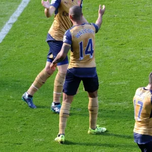 Theo Walcott and Aaron Ramsey's Unforgettable Goal Celebration: Leicester City vs. Arsenal (2015/16) Theo Walcott and Aaron Ramsey's Unforgettable Goal Celebration: Leicester City vs. Arsenal (2015/16)