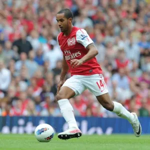 Theo Walcott in Action: Arsenal vs. Liverpool, Premier League 2011-2012 Theo Walcott in Action: Arsenal vs. Liverpool, Premier League 2011-2012