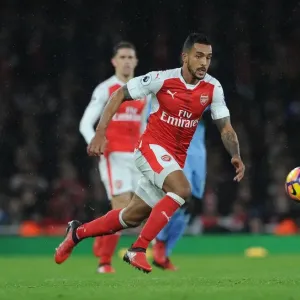 Theo Walcott in Action: Arsenal vs Stoke City, Premier League 2016-17