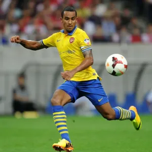 Theo Walcott in Action: Arsenal vs Urawa Red Diamonds, 2013 (Japan) Theo Walcott in Action: Arsenal vs Urawa Red Diamonds, 2013 (Japan)
