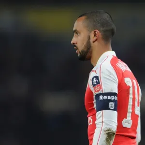 Theo Walcott in Action: Arsenal's FA Cup Battle against Hull City (March 2016) Theo Walcott in Action: Arsenal's FA Cup Battle against Hull City (March 2016)