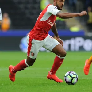 Theo Walcott in Action: Hull City vs Arsenal, Premier League 2016-17