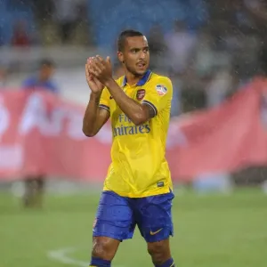 Theo Walcott Applauds Arsenal Fans in Vietnam after 2013 Friendly Match Theo Walcott Applauds Arsenal Fans in Vietnam after 2013 Friendly Match