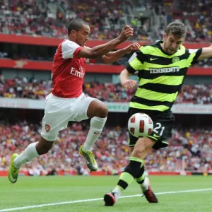 Theo Walcott (Arsenal) Charlie Mulgrew (Celtic). Arsenal 3: 2 Celtic. Emirates Cup