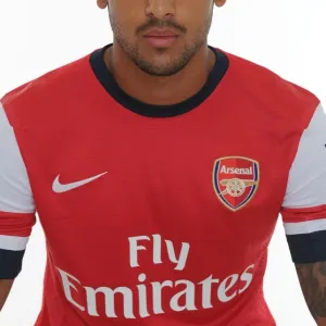 Theo Walcott at Arsenal FC 2013-14 Squad Photocall Theo Walcott at Arsenal FC 2013-14 Squad Photocall
