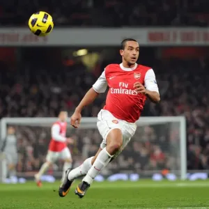 Theo Walcott (Arsenal) Leighton Baines (Everton). Arsenal 2: 1 Everton. Barclays Premier League Theo Walcott (Arsenal) Leighton Baines (Everton). Arsenal 2: 1 Everton. Barclays Premier League