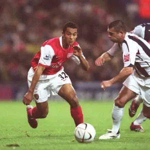 Theo Walcott (Arsenal) Paul Robinson (WBA)
