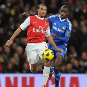 Theo Walcott (Arsenal) Ramires (Chelsea). Arsenal 3: 1 Chelsea. Barclays Premier League Theo Walcott (Arsenal) Ramires (Chelsea). Arsenal 3: 1 Chelsea. Barclays Premier League