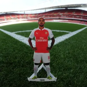 Theo Walcott: Arsenal's Top Scorer Readies for Arsenal vs Manchester United (2015/16) Theo Walcott: Arsenal's Top Scorer Readies for Arsenal vs Manchester United (2015/16)