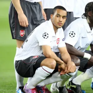 Theo Walcott and Bacary Sagna (Arsenal). Barcelona 4: 1 Arsenal. UEFA Champions League Theo Walcott and Bacary Sagna (Arsenal). Barcelona 4: 1 Arsenal. UEFA Champions League