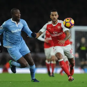 Theo Walcott Closes Down Giannelli Imbula in Intense Arsenal v Stoke City Premier League Clash