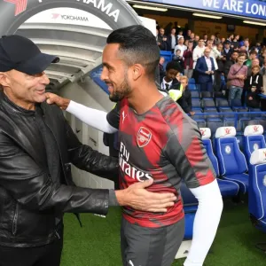 Theo Walcott and Mark Strong: A Unique Encounter Before the Chelsea vs. Arsenal Premier League Match Theo Walcott and Mark Strong: A Unique Encounter Before the Chelsea vs. Arsenal Premier League Match