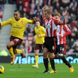 Theo Walcott Outmaneuvers Lee Cattermole: Sunderland vs. Arsenal, Premier League 2012-13