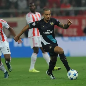 Theo Walcott Outmaneuvers Seba: A Champions League Showdown at Olympiacos (2015) Theo Walcott Outmaneuvers Seba: A Champions League Showdown at Olympiacos (2015)