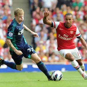 Theo Walcott Outpaces Rival James McClean: Arsenal's Winning Moment vs. Sunderland (2012-13) Theo Walcott Outpaces Rival James McClean: Arsenal's Winning Moment vs. Sunderland (2012-13)