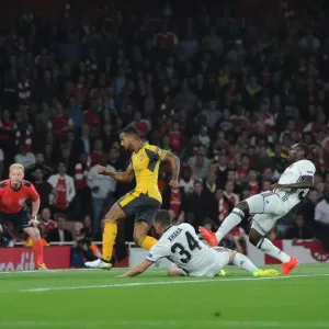 Theo Walcott Scores: Arsenal's Victory Over FC Basel in the 2016-17 UEFA Champions League Theo Walcott Scores: Arsenal's Victory Over FC Basel in the 2016-17 UEFA Champions League