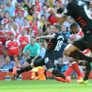 Theo Walcott Scores the First Goal: Arsenal vs. Liverpool, Premier League 2016-17