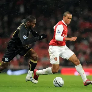 Theo Walcott Scores Against Maynor Figueroa: Arsenal's 2-0 Victory over Wigan Athletic in Carling Cup Quarterfinals