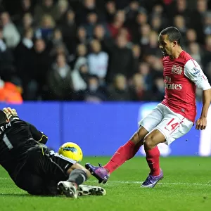 Theo Walcott Scores Past Michel Vorm: Swansea City vs. Arsenal, Premier League 2011-12