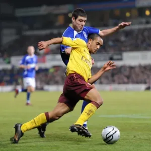 Theo Walcott Scores the Winner: Arsenal Edge Past Ipswich in Carling Cup Semi-Final