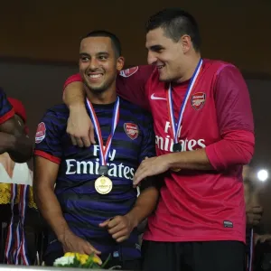 Theo Walcott and Vito Mannone (Arsenal). Malaysia 1: 2 Arsenal. Pre Season Friendly